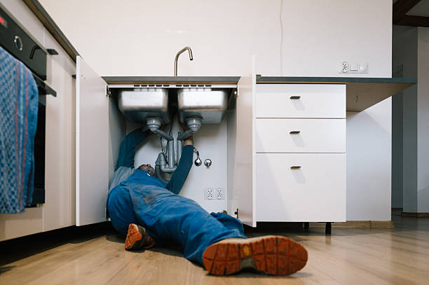 Professional Drain Cleaning technician working in Overpeck, OH